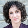 Headshot of Leslie O'Flahavan