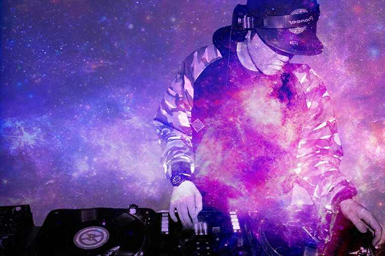 Stylized image depicting a DJ. 